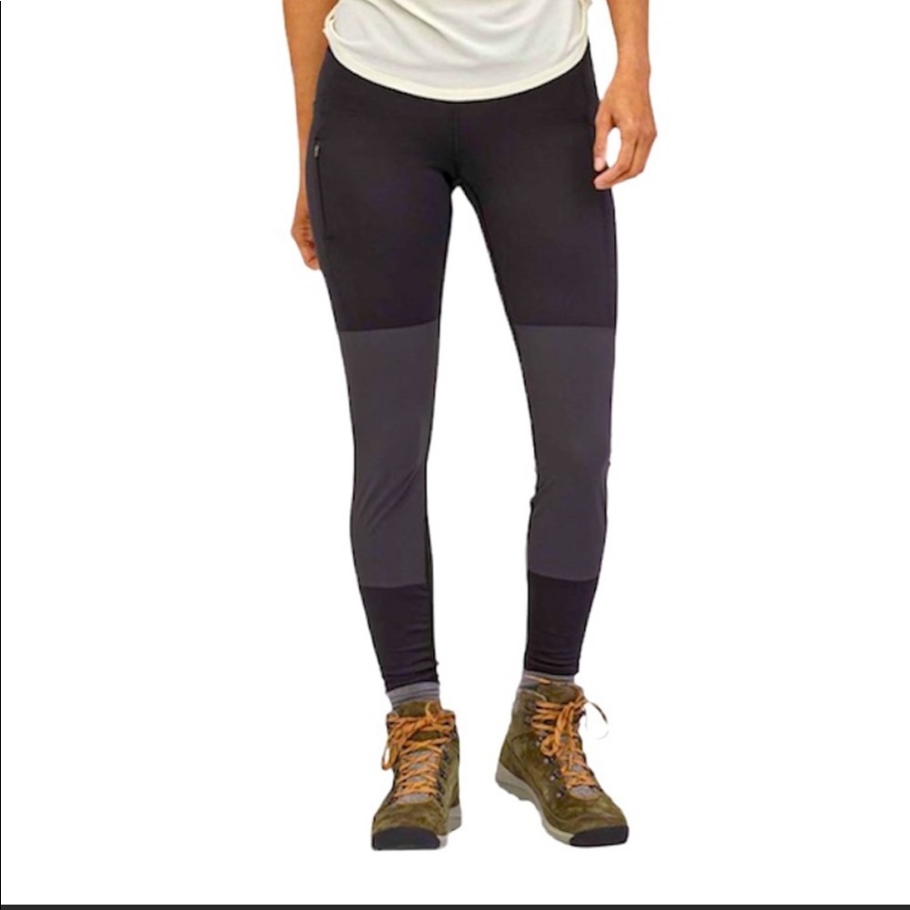 NWT Patagonia Pack Out Hike Tights Women’s Medium Black Trail Legging